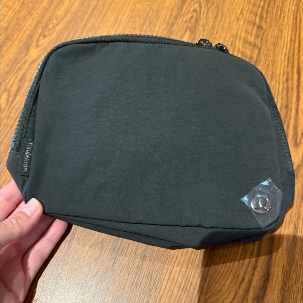 lululemon Everywhere belt bag with long strap